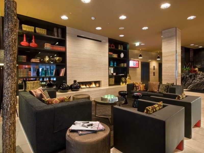 Lejlighedshotel Adina Michel 4*